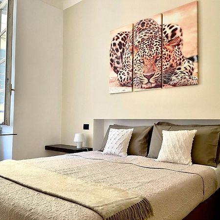 Charming Como - Apartment Downtown In The Pedestrian Area With 2 Double Bedrooms And 2 Complete Bathrooms A Spacious Living Room And Full Equipped Kitchen Eksteriør billede