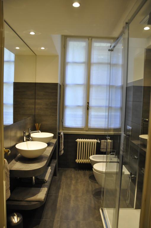 Charming Como - Apartment Downtown In The Pedestrian Area With 2 Double Bedrooms And 2 Complete Bathrooms A Spacious Living Room And Full Equipped Kitchen Eksteriør billede